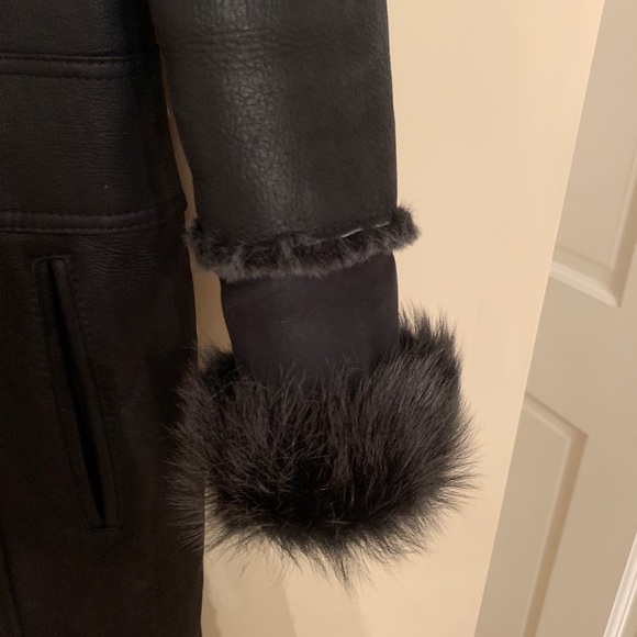 Shearling coat - Picture 2 of 7